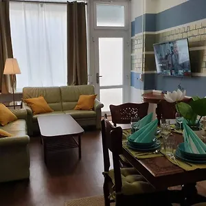 Big&cosy Central Lichtenberg City Apartment